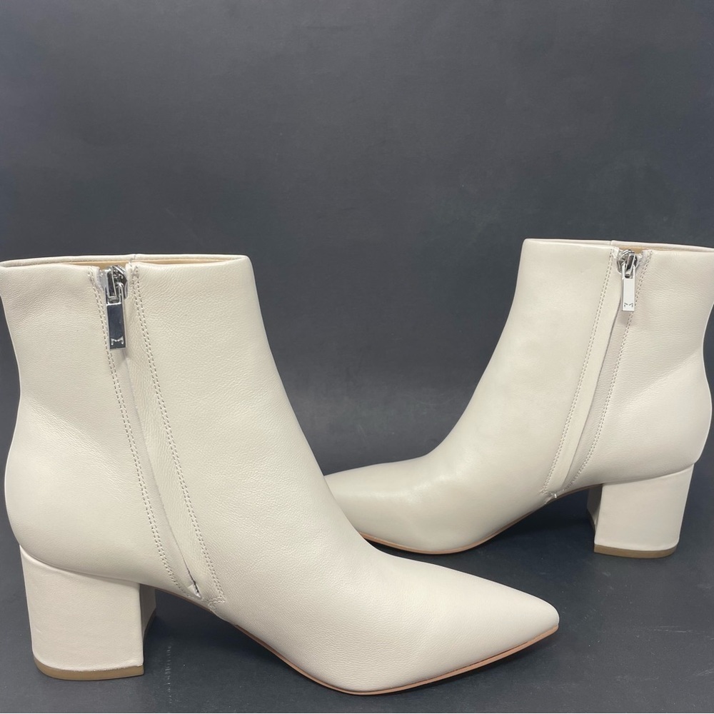 NIB Marc Fisher Jarli High Heel Pointed Toe Leather Booties in Ivory - Picture 6 of 12
